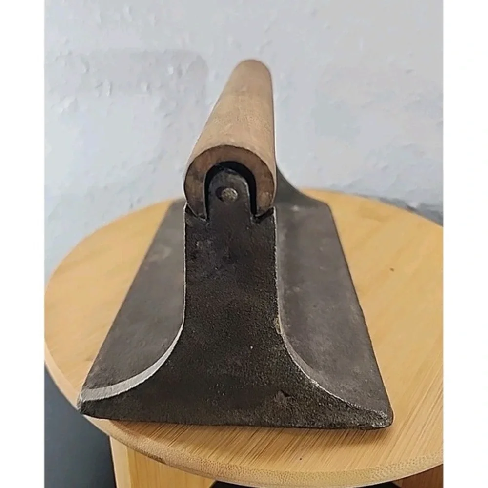 Vintage Bacon Press Cast Iron‎ w/Wood Handle Unknown Age